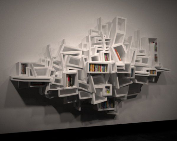 Полка для книги с экспериментальным дизайном